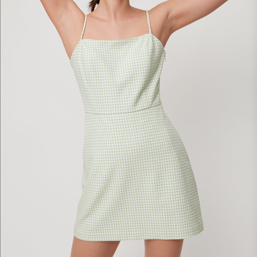 Aritzia Wilfred “Isabelle” dress
